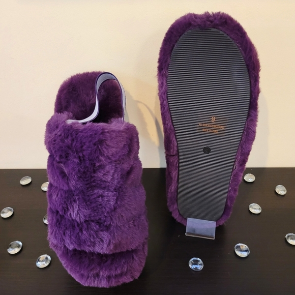 Purple Furry Slides - Picture 3 of 4